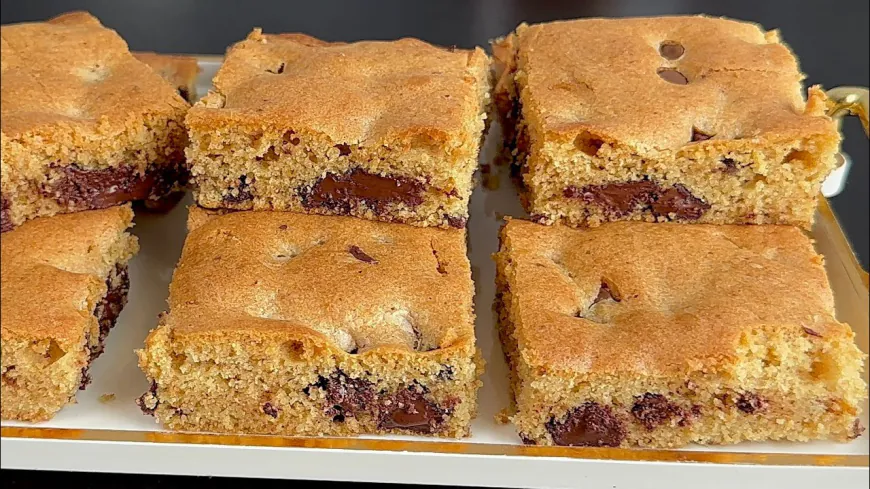 Chocolate Chip Cookie Bars