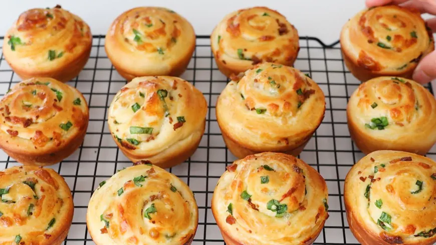 Green Onion Bacon Cheese Rolls