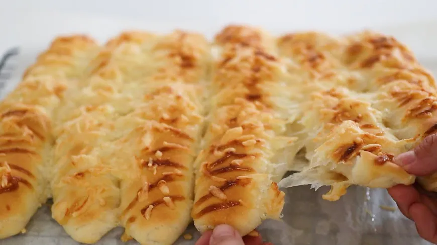 Banana Cheese Rolls