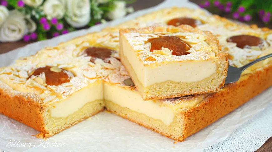 Apricot Cheesecake Bars