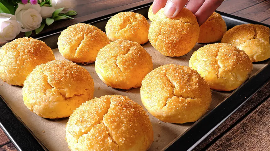 Golden Sugar Biscuits