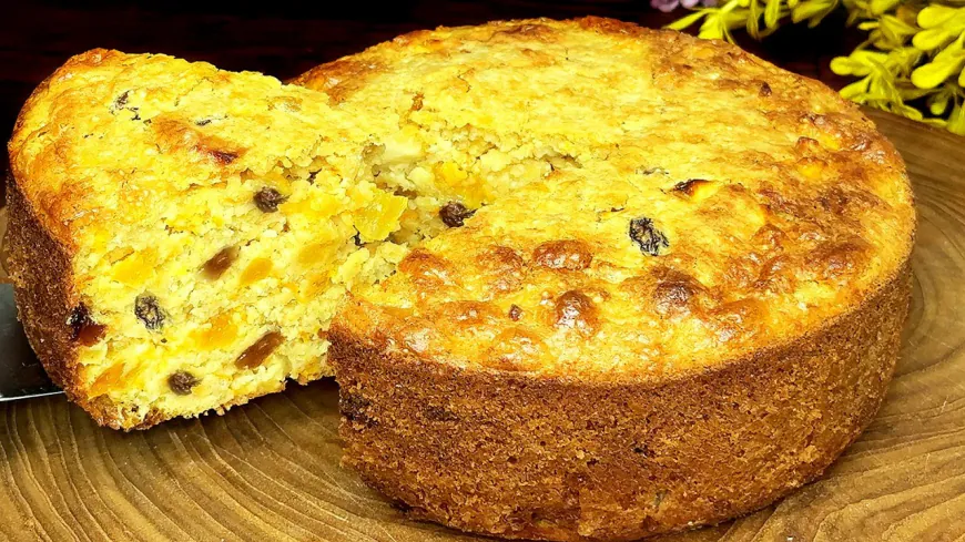 Oatmeal and Dried Fruit Bake