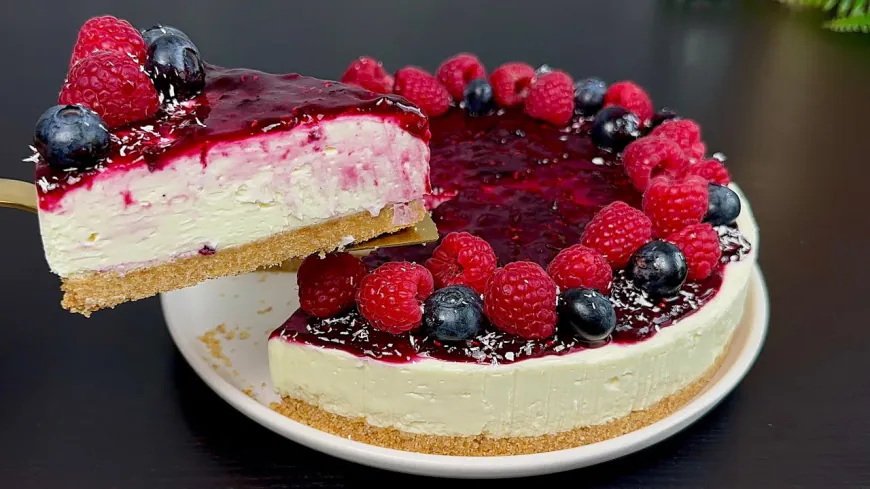 No Bake Berry Cheesecake
