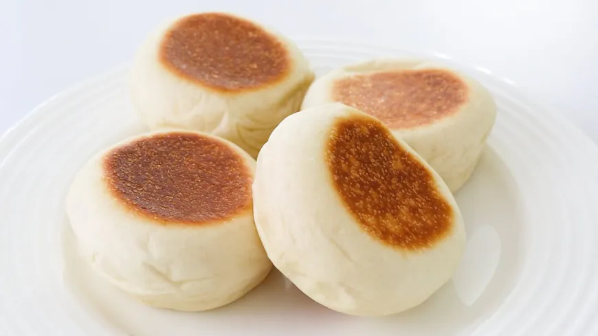 Soft Pan Fried Bread Rolls
