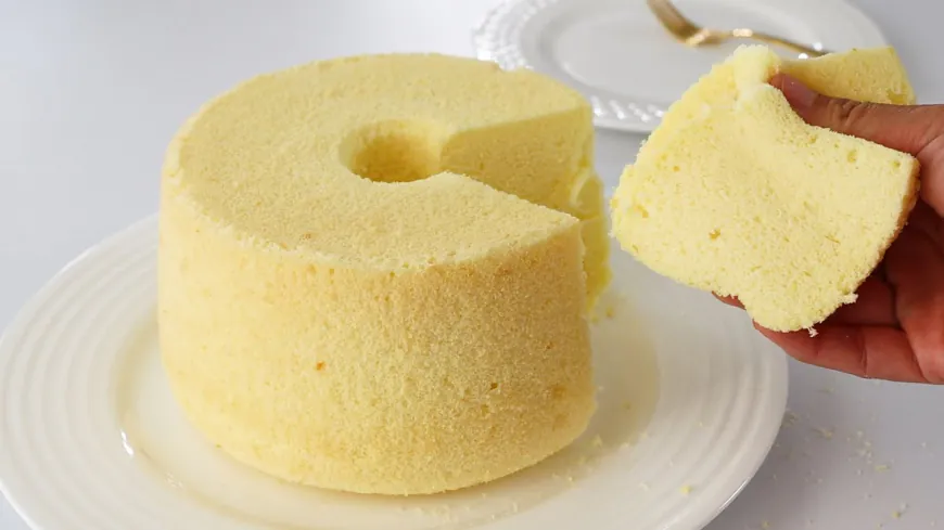 Lemon Chiffon Cake