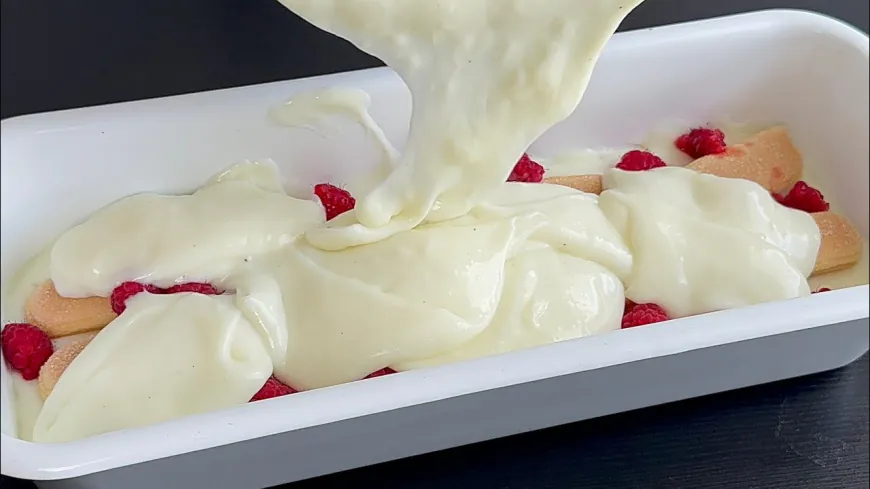 Raspberry Vanilla Cheesecake Pudding
