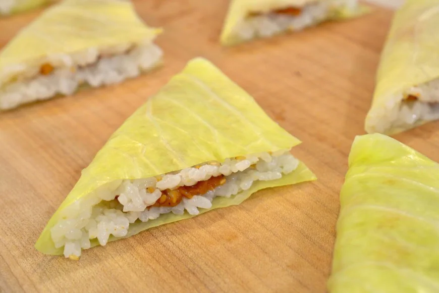 Spicy Tuna Cabbage Rice Wraps Recipe