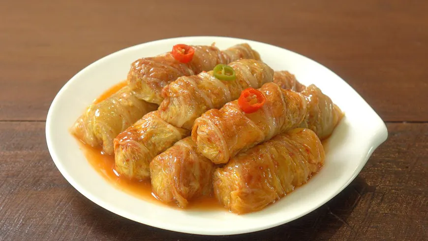 Kimchi Wrapped Pork Rolls Recipe