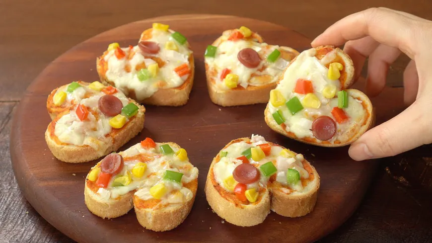 Cheesy Stuffed Bread Bites Recipe