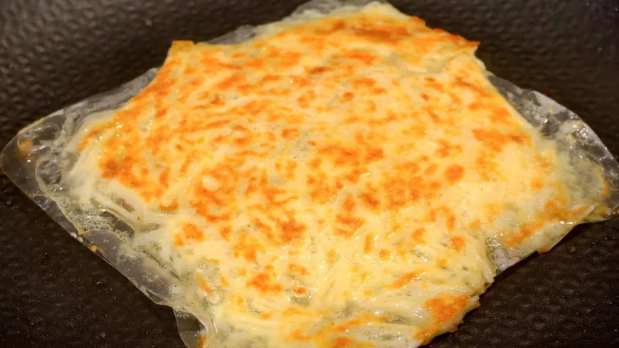Cheesy Enoki Mushroom Rice Paper Crisps Recipe