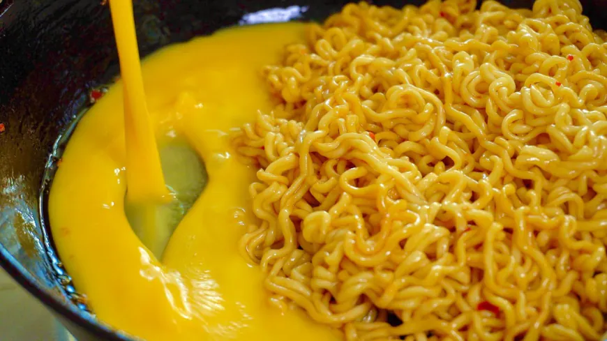 Spicy Garlic Ramen with Scrambled Eggs