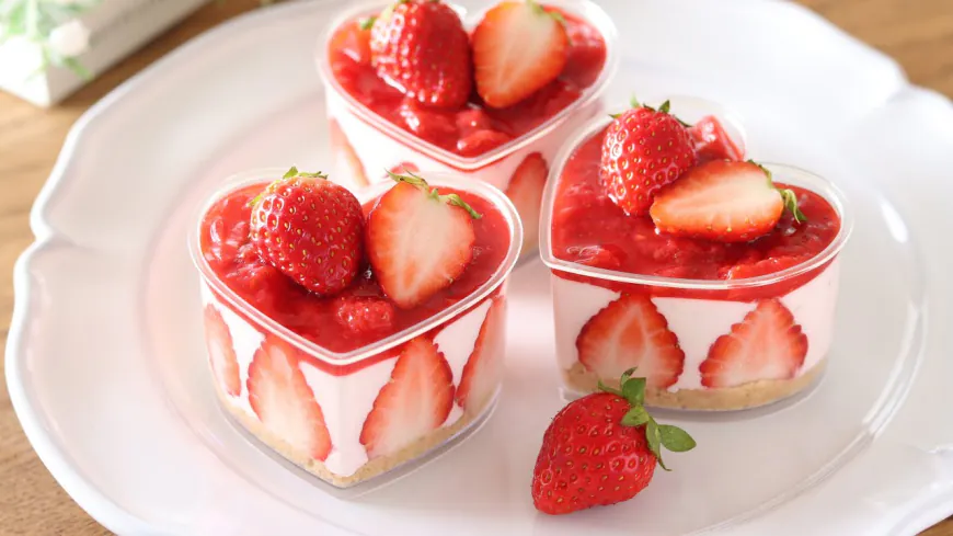 Strawberry Cheesecake Parfait Recipe