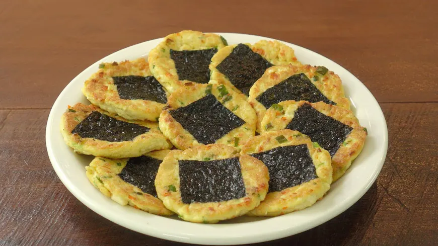 Crispy Tofu Seaweed Bites