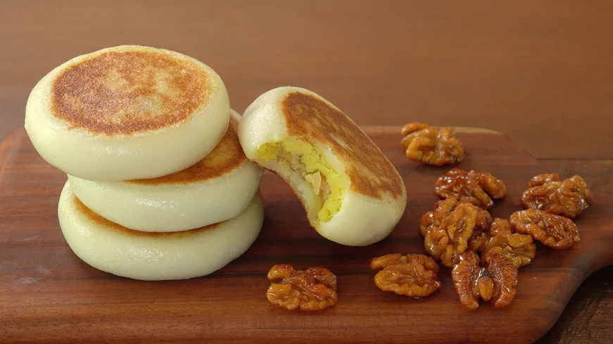 Walnut Glutinous Rice Cake