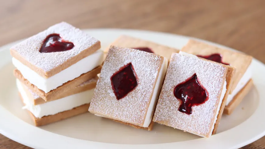 Lemon Rice Flour Cookies with Lemon Glaze