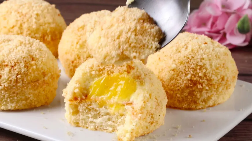 Lemon Cream Pastry Bites
