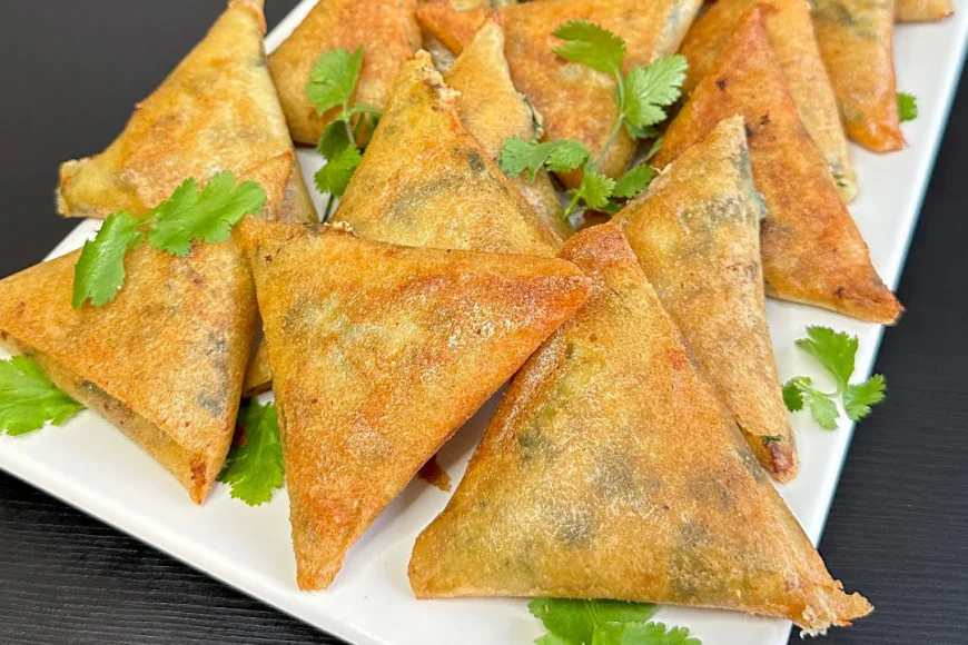 Spinach and Cheese Samosas Recipe