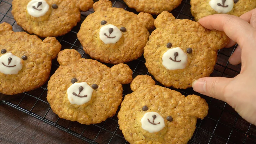 Oatmeal Bear Cookies Recipe
