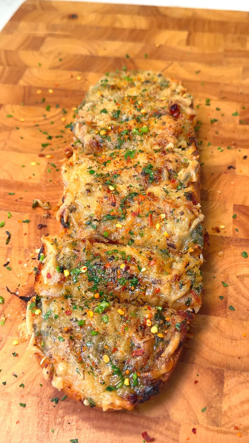 Roasted Garlic Vegan Cheese Bread